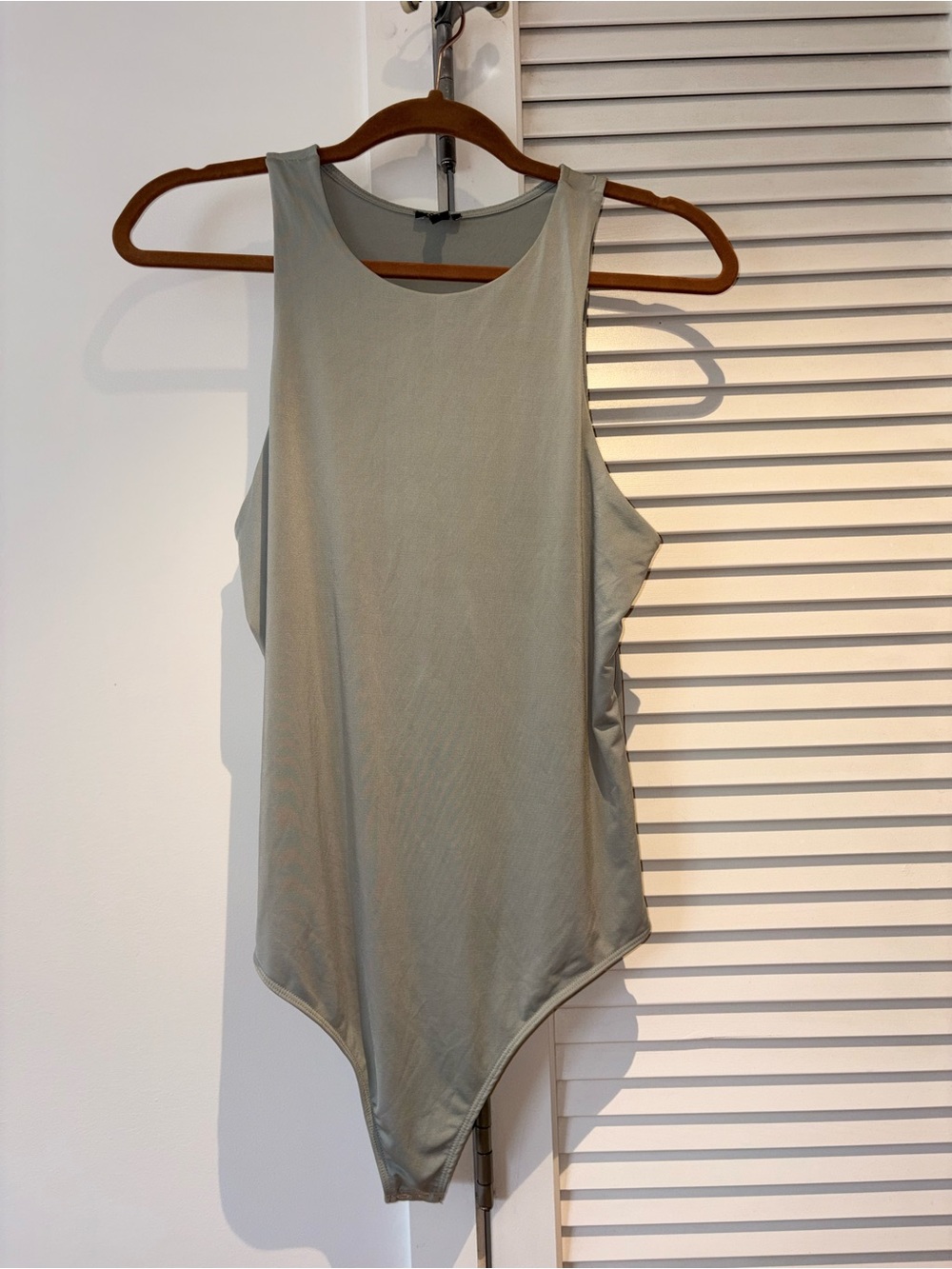 New without tag Express Sleeveless Sage Green Women’s Bodysuit Top